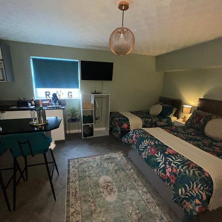The Rose Garden Room - Self Contained Studio Ballycastle Extérieur photo
