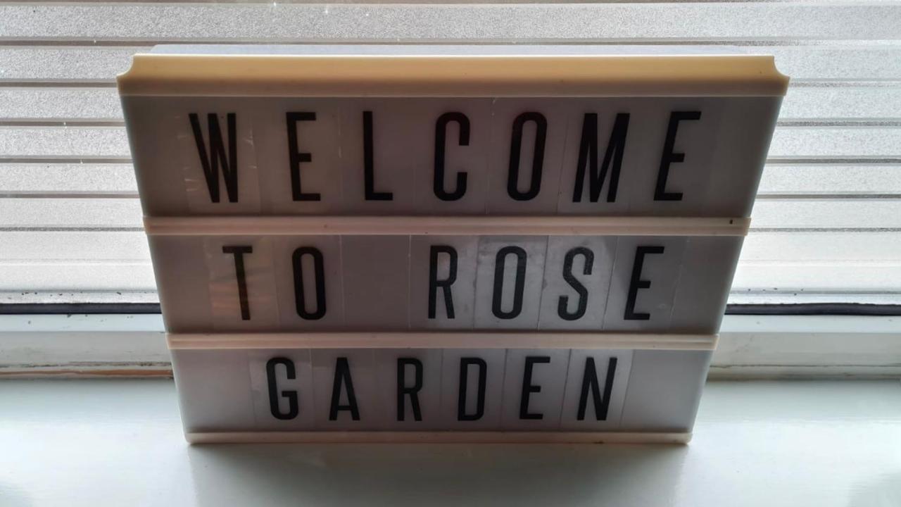 The Rose Garden Room - Self Contained Studio Ballycastle Extérieur photo