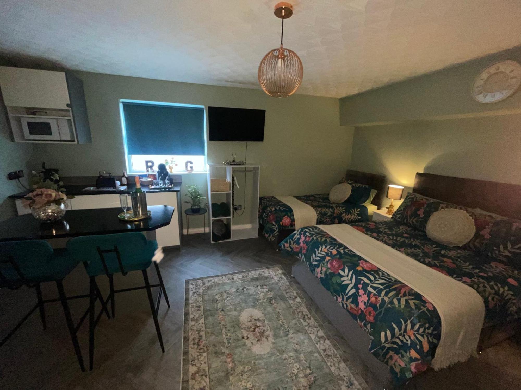 The Rose Garden Room - Self Contained Studio Ballycastle Extérieur photo