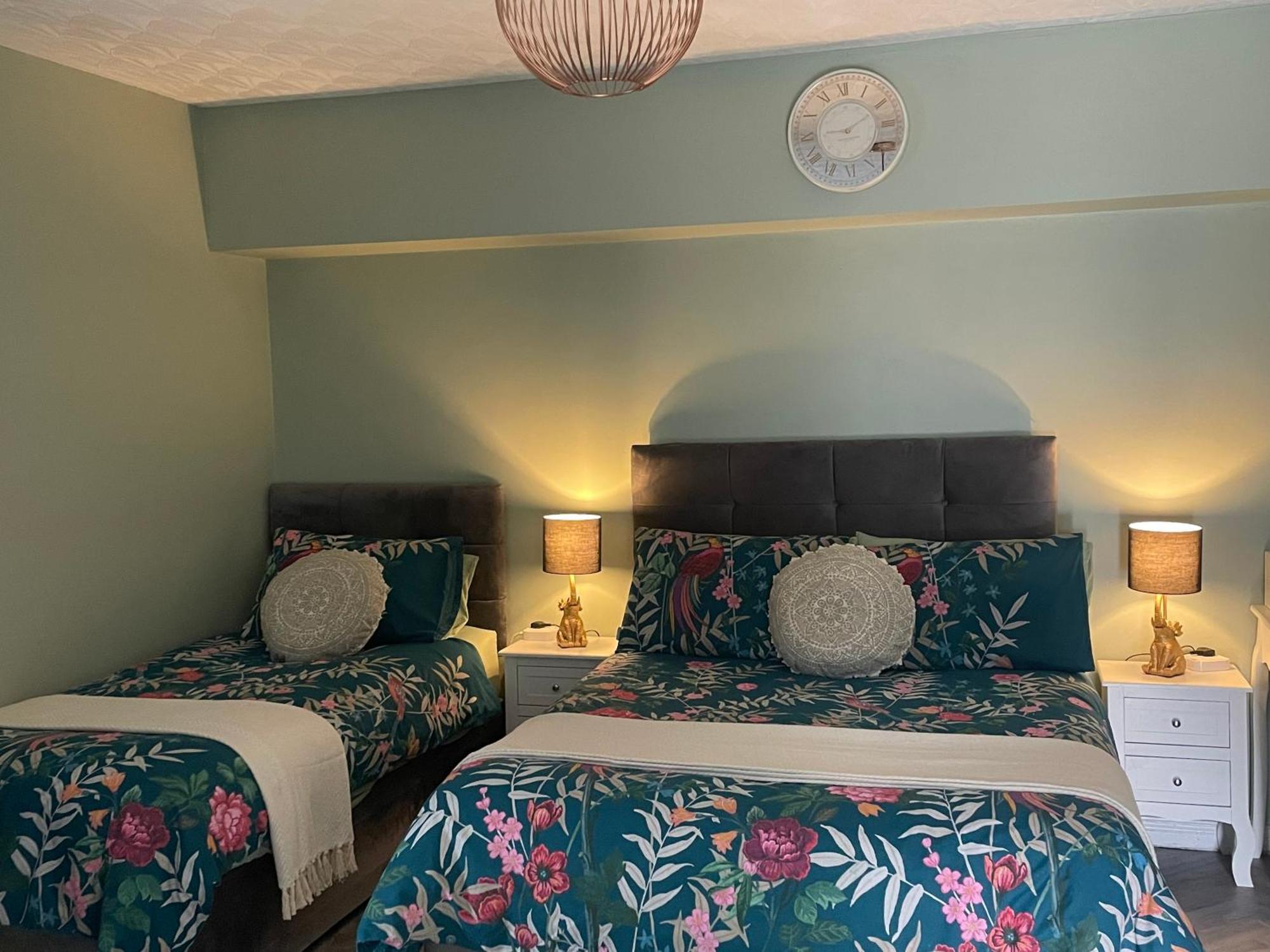 The Rose Garden Room - Self Contained Studio Ballycastle Extérieur photo